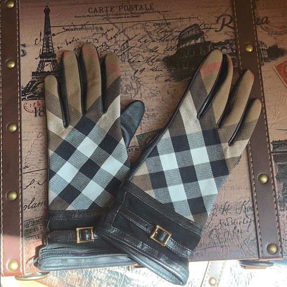 Burberry Accessories - Burberry Leather Gloves